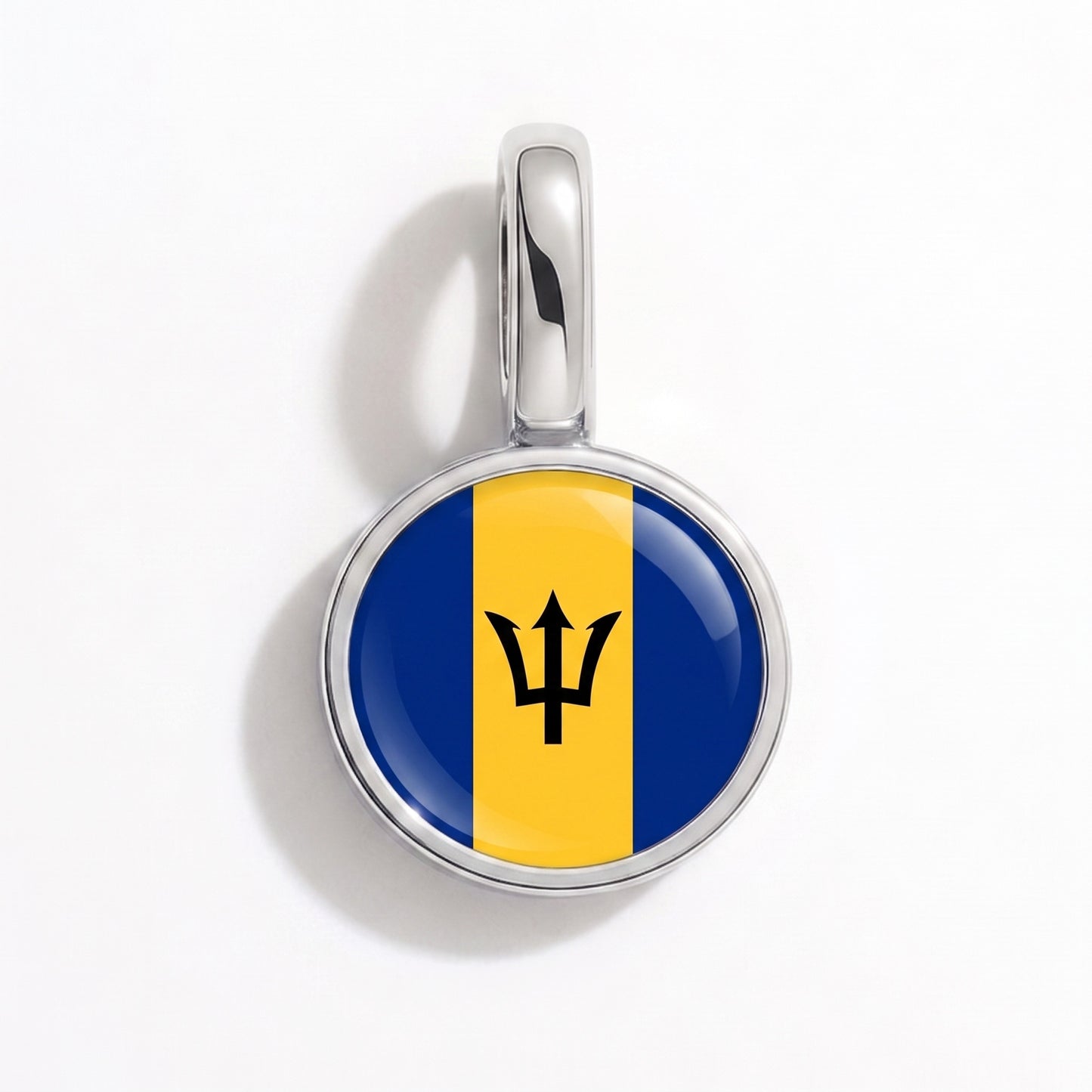 Charm vlag Barbados – rond zilver