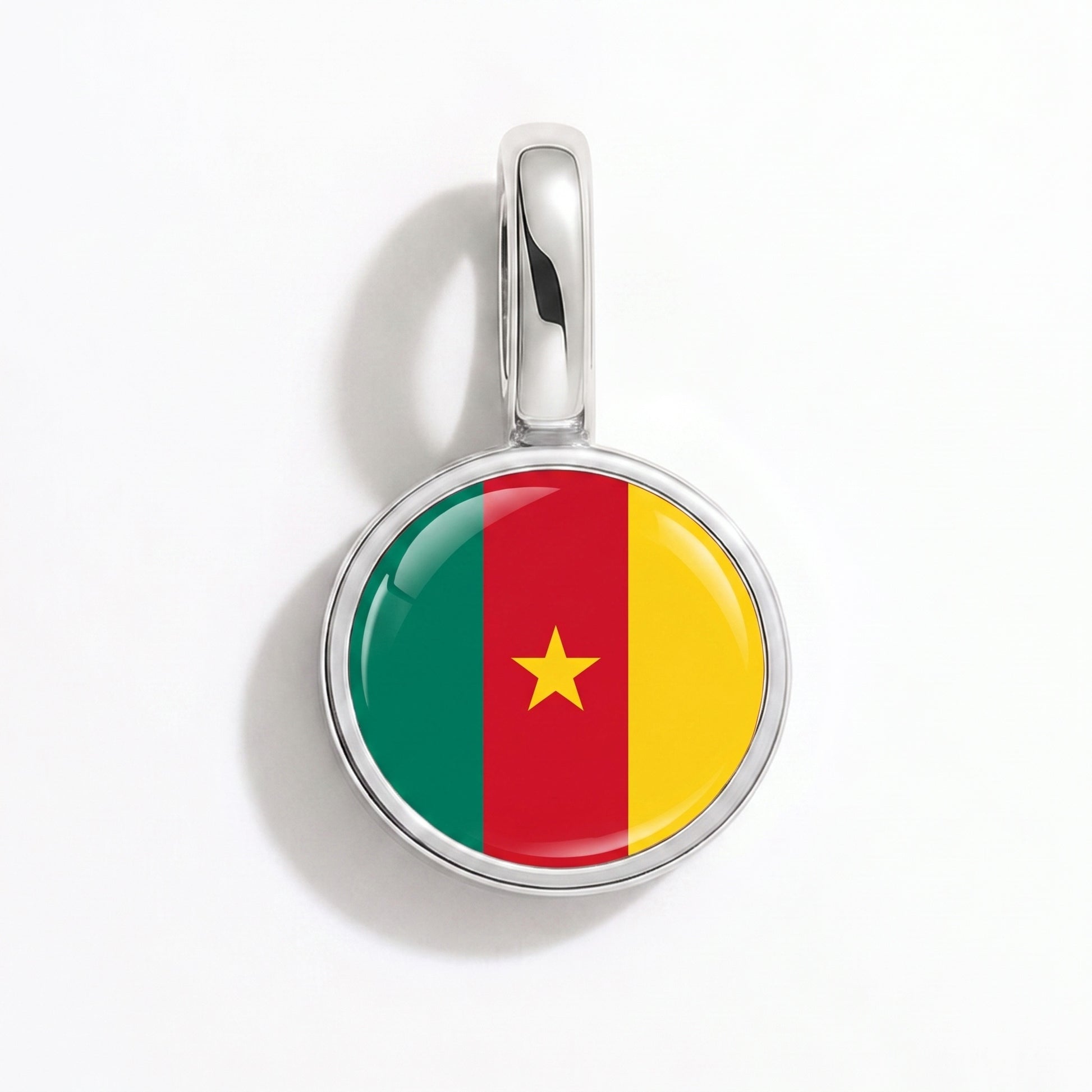 Charm vlag Kameroen – rond zilver