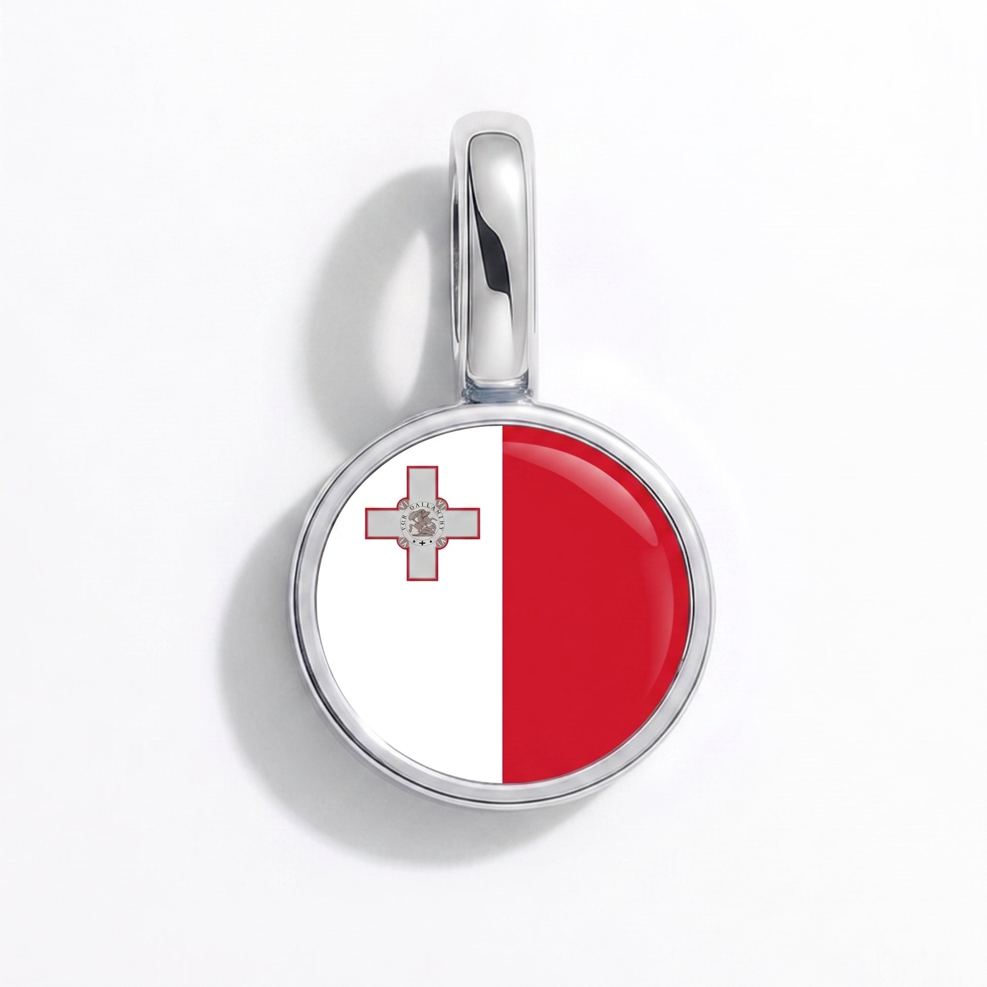 Charm vlag Malta – rond zilver