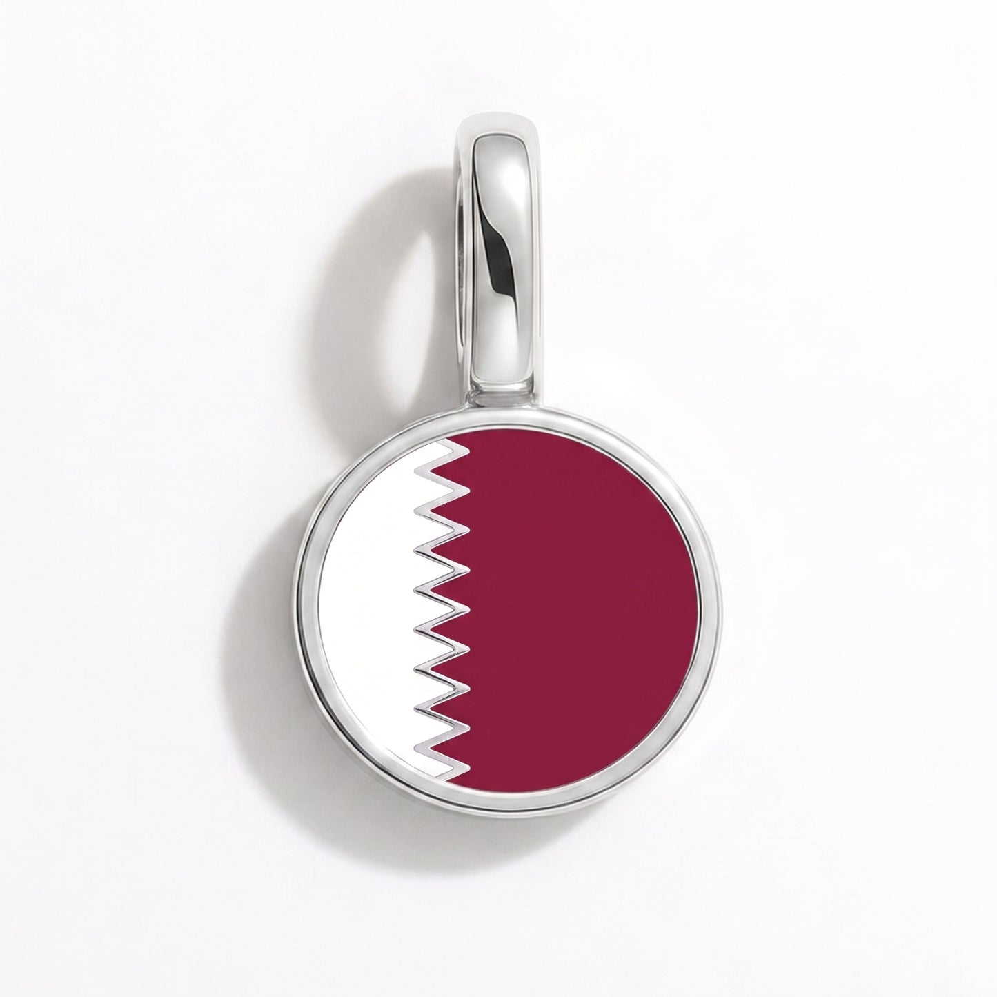 Charm vlag Qatar – rond zilver